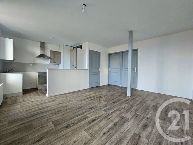 Appartement F3 à louer - 3 pièces - 51.83 m2 - CHOISY LA VICTOIRE - 60 - PICARDIE - Century 21 Collin Immobilier