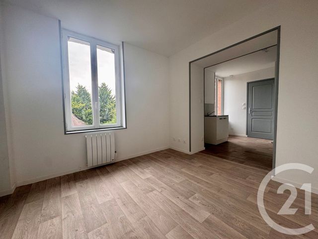 Appartement F2 à louer - 2 pièces - 31.06 m2 - CHOISY LA VICTOIRE - 60 - PICARDIE - Century 21 Collin Immobilier